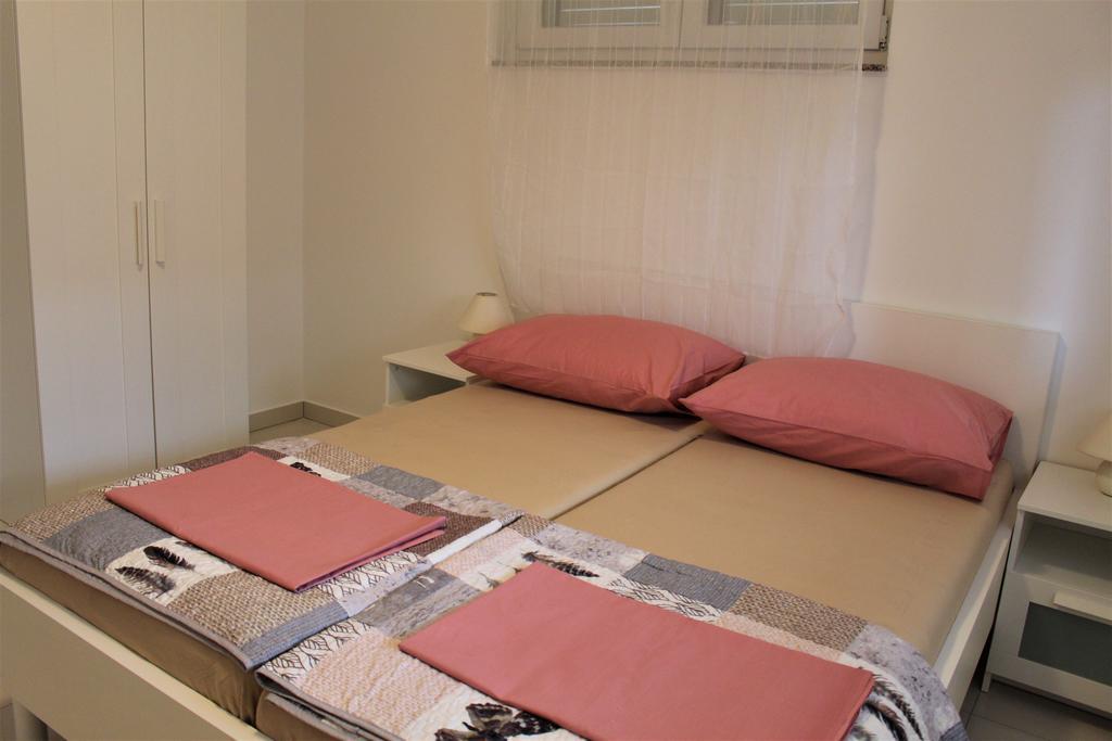 Apartmani Orhideja ราบ ภายนอก รูปภาพ