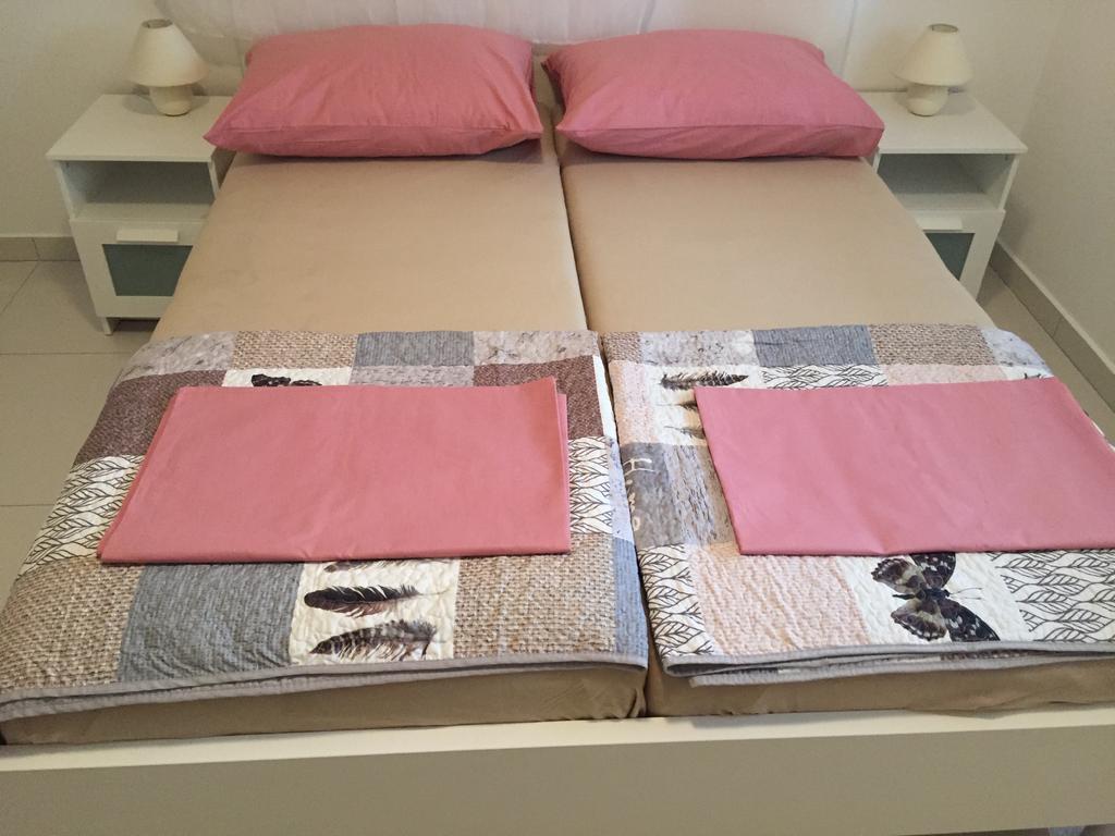 Apartmani Orhideja ราบ ภายนอก รูปภาพ