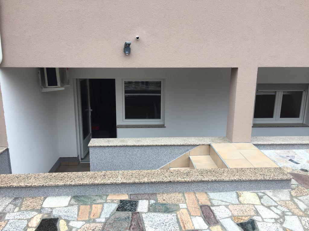 Apartmani Orhideja ราบ ภายนอก รูปภาพ